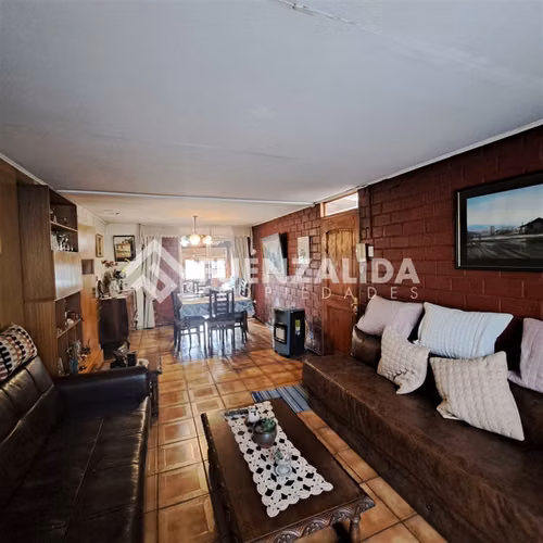 Casa en venta de 6 dorm. en El Bosque