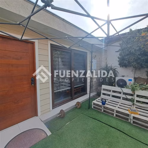 Casa en venta de 6 dorm. en El Bosque
