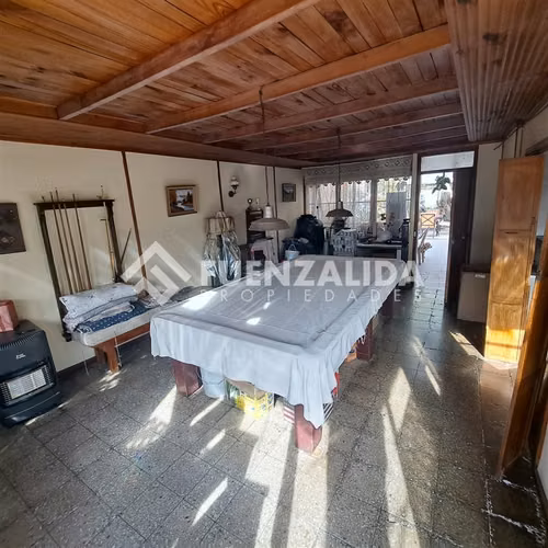 Casa en venta de 6 dorm. en El Bosque