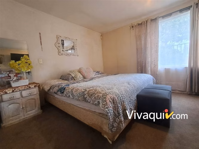 Casa en venta de 3 dorm. en Colina