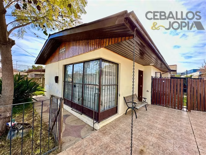 Casa en venta de 5 dorm. en Villa Alemana