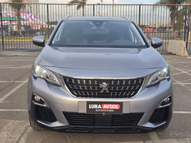 PEUGEOT 3008 2019