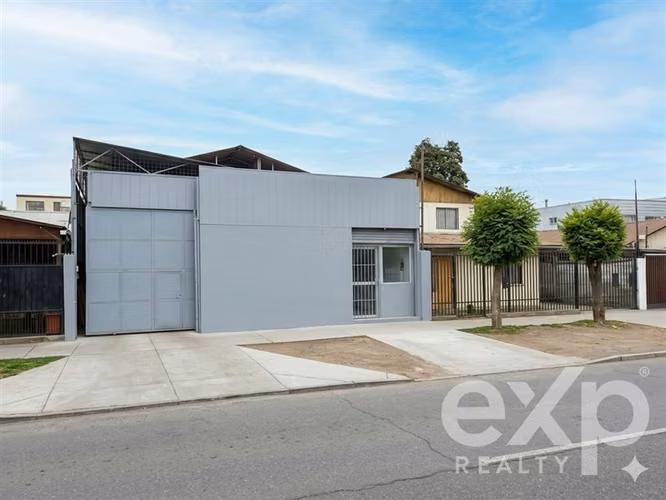 Industrial en venta en La Cisterna