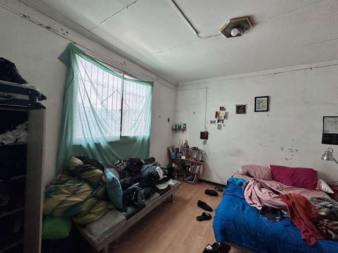 Amplio terreno con casa en Juana Quinel - Imagen 9