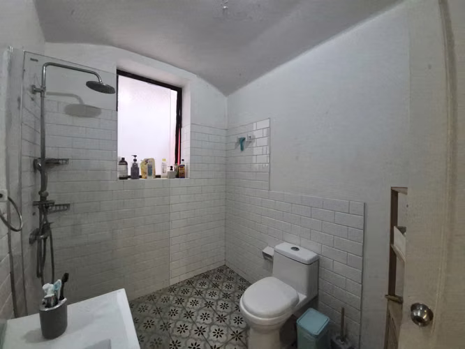 Amplio, Remodelado En Inmejorable Ubicación