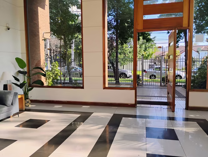Amplio departamento en San Miguel (170594)