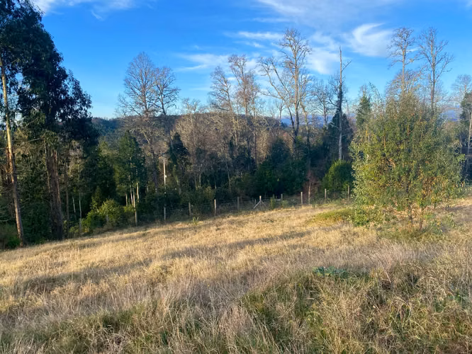 Venta de exclusivo terreno en Alto Rio Quitacalzón
