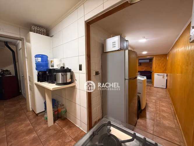 SE VENDE LINDA CASA AMPLIADA CON QUINCHO - Barrio Los Arquitectos