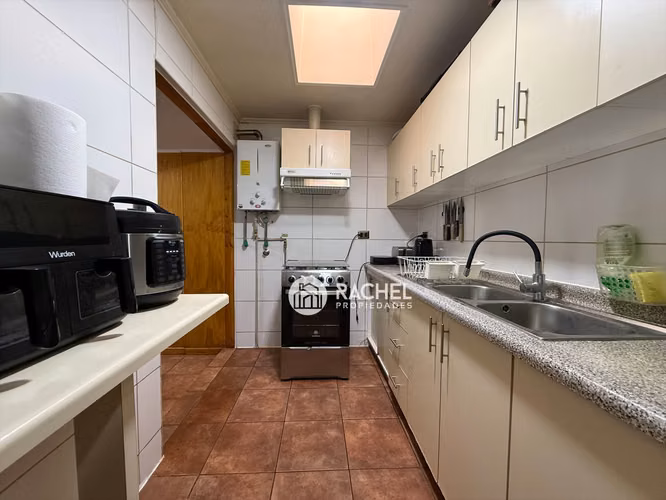 SE VENDE LINDA CASA AMPLIADA CON QUINCHO - Barrio Los Arquitectos
