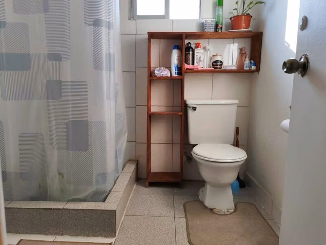CASA EN LAS CONDES |URETA BRAVO PROPIEDADES| - Imagen 15