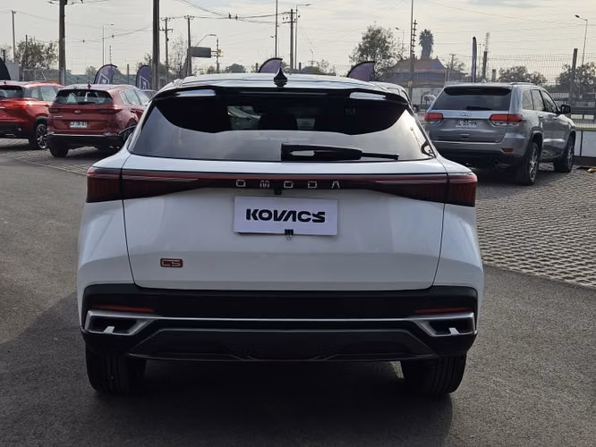 Omoda C5 Luxury At 1.5t 2025