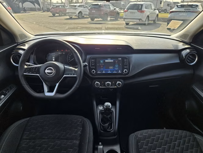 Nissan Kicks Advance Mt 1.6 2025