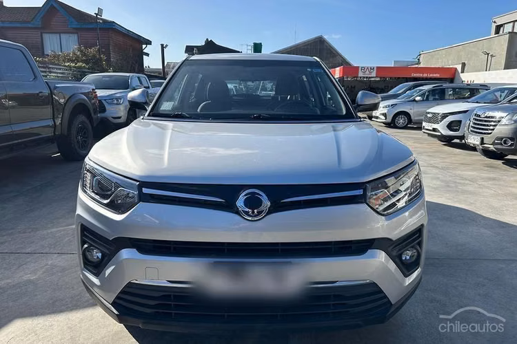 SsangYong Tivoli 1.6 LX TX1010 4X2 MT 5P.