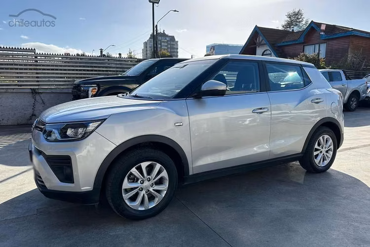 SsangYong Tivoli 1.6 LX TX1010 4X2 MT 5P.