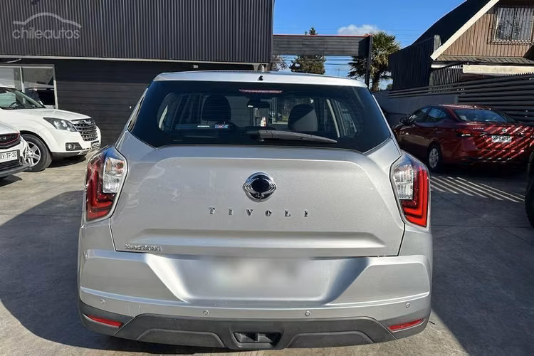 SsangYong Tivoli 1.6 LX TX1010 4X2 MT 5P.