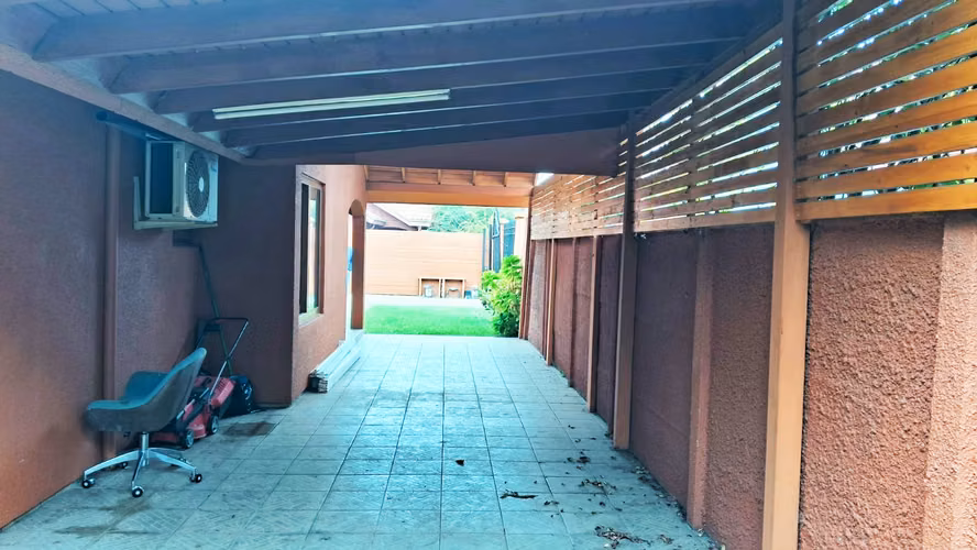 Arriendo de hermosa, amplia y acogedora casa de 4 dormitorios y 3 baños en villa Emanuel
