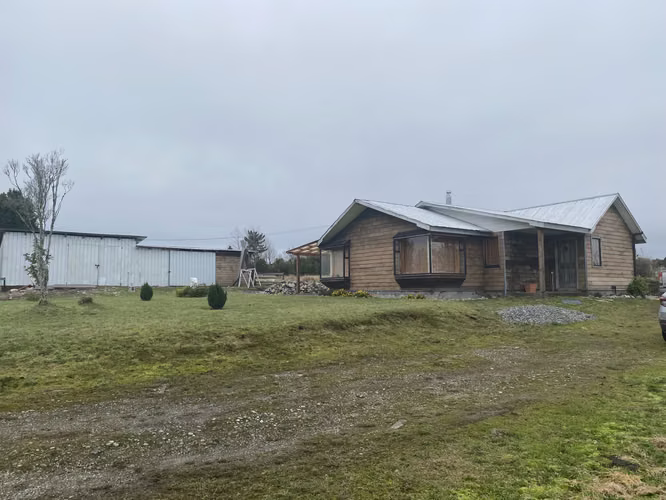 Campo agricola con casa en Comuna de Calbuco