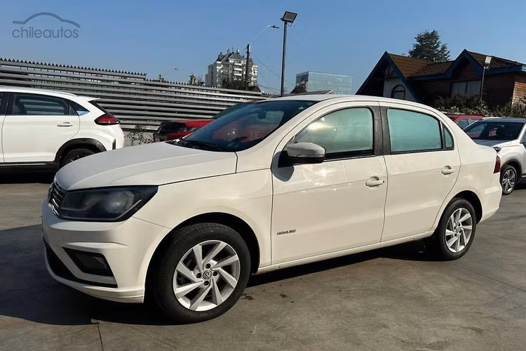 Volkswagen Voyage 1.6 HIGHLINE 4X2 AC 2AB MT 4P.