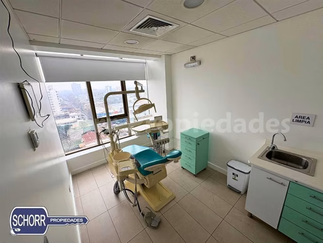 arriendo consulta dental equipada completa con 2 sillones.