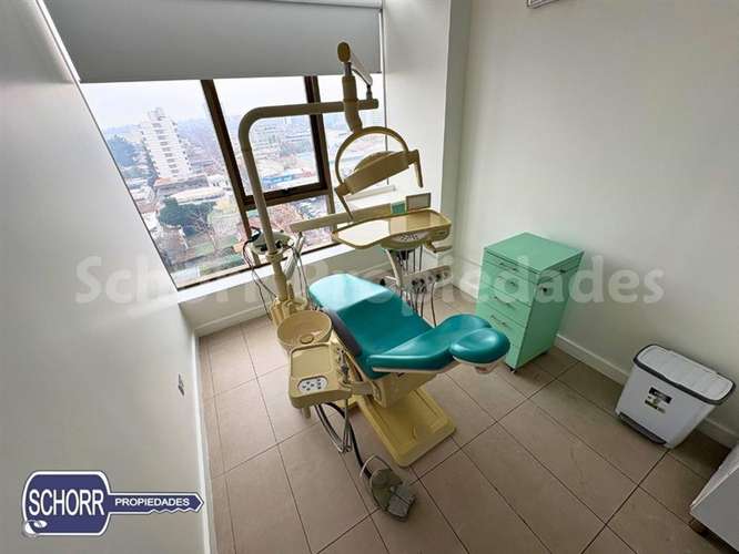 arriendo consulta dental equipada completa con 2 sillones.
