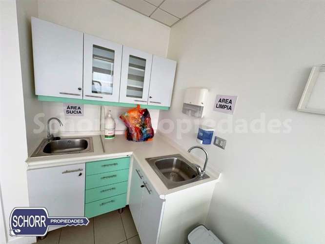 arriendo consulta dental equipada completa con 2 sillones.