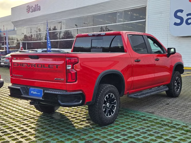 Chevrolet Silverado 6.2 ZR2 4X4 AT 4P 2023