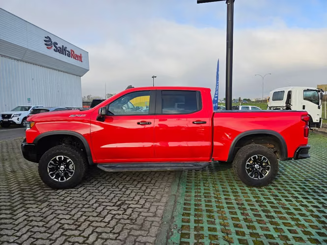 Chevrolet Silverado 6.2 ZR2 4X4 AT 4P 2023