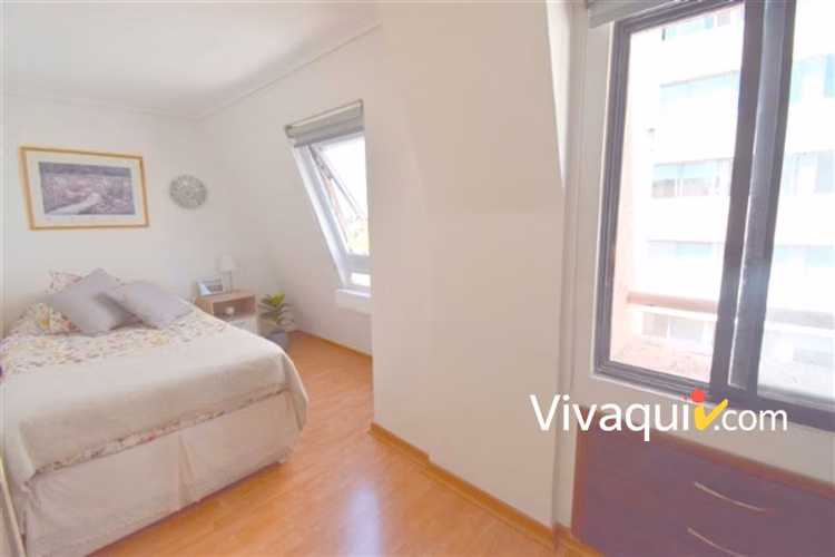 DUPLEX en venta de 2 dorm. en Las Condes