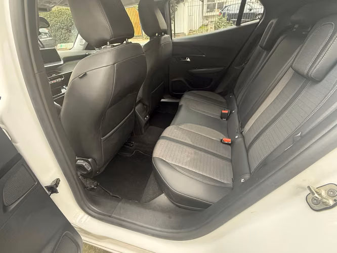 Peugeot 2008 2022 - Imagen 12