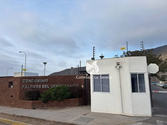 Arriendo Deparatmento  San Joaquin Condominio Faldeos