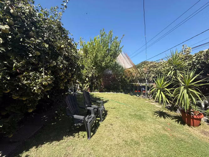 Casa Amplia con Excelente Conectividad     (170829)