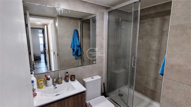 Departamento en venta de 2 dorm. en La Reina