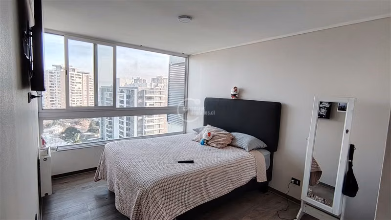 Departamento en venta de 2 dorm. en La Reina