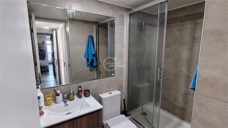 Departamento en venta de 2 dorm. en La Reina