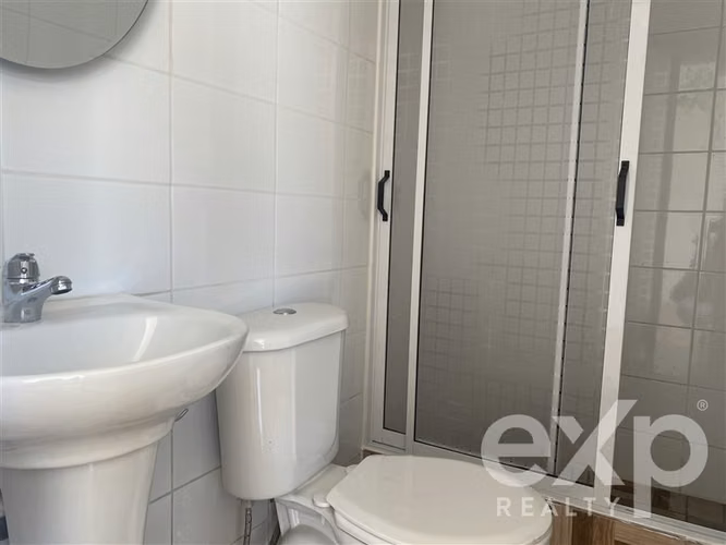 Casa en arriendo de 2 dorm. en La Cisterna