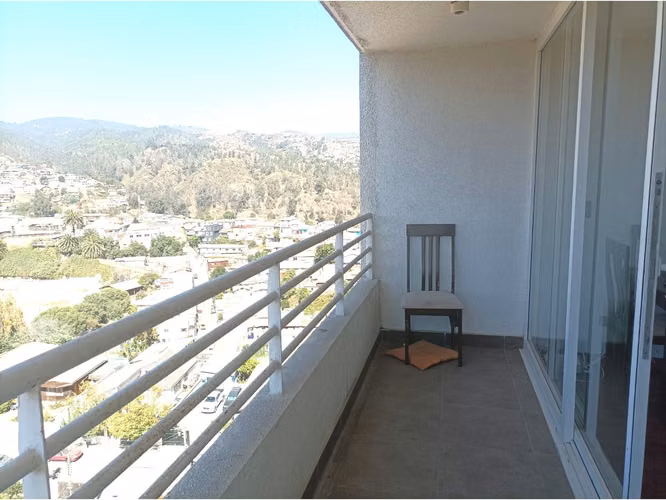 VIVABIEN PROPIEDADES VENDE DEPARTAMENTO CON EXCELENTE UBICACIÓN Y CONECTIVIDAD EN VALPARAISO