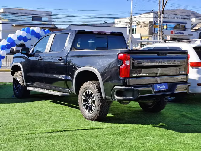 Chevrolet Silverado 6.2 ZR2 4X4 AT 4P 2023
