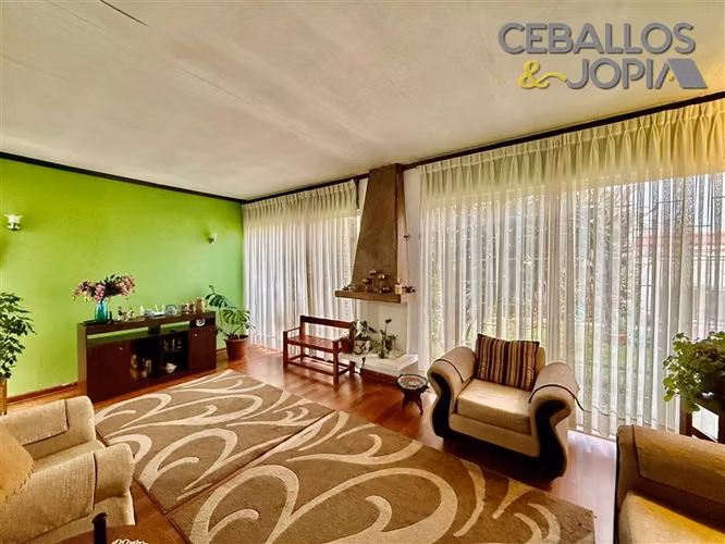 Casa en venta de 4 dorm. en Villa Alemana