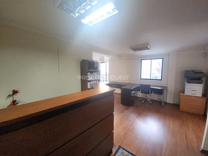 VENTA OFICINA 4 PRIVADOS SECTOR TRIBUNALES