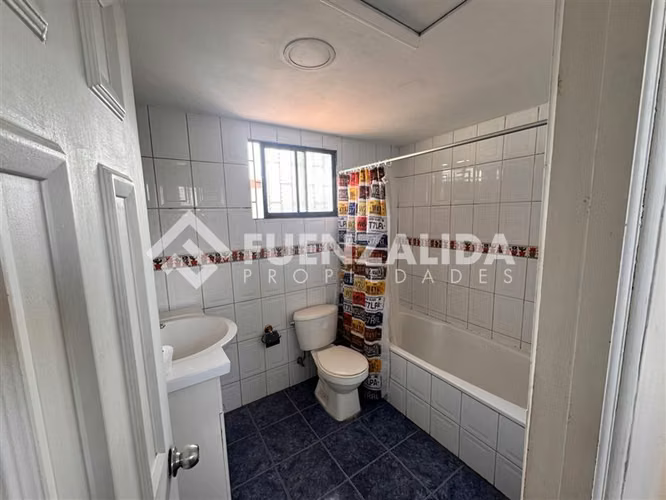 Casa en venta de 3 dorm. en Maipú
