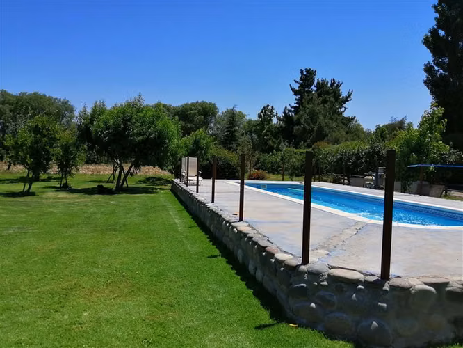 Casa vendo 4D2B piscina cabaña amoblada Condominio Talagante