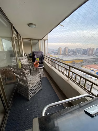 Imperdible!!! departamamento en San Miguel, con excelente ubicación a pasos del metro.