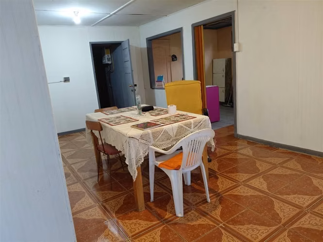 Se vende casa de un piso. Talca, sector suroriente.
