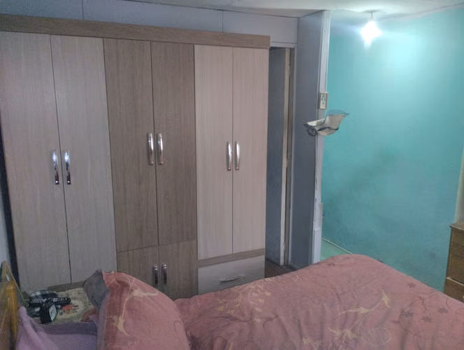 Se vende Departamento Duplex, en la comuna de el bosque, cercano a cestam, colegios, bomberos y comisaría.