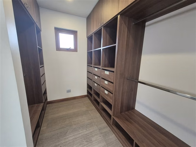 Casa en venta de 3 dorm. Sector Oriente en Talca