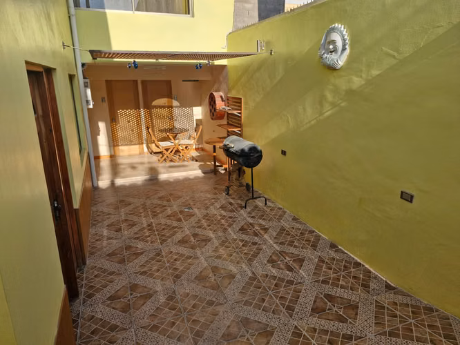 ARRIENDO DE CASA AMOBLADA, ARICA