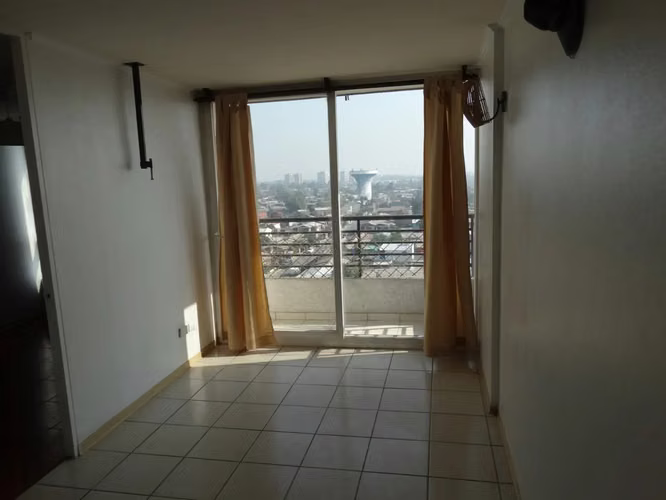 Venta de Departamento en Av. María Rozas Velásquez, Estación Central.