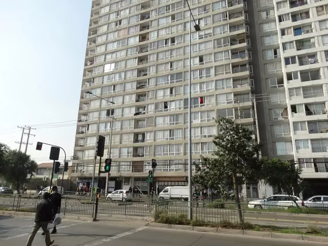 Venta de Departamento en Av. María Rozas Velásquez, Estación Central.