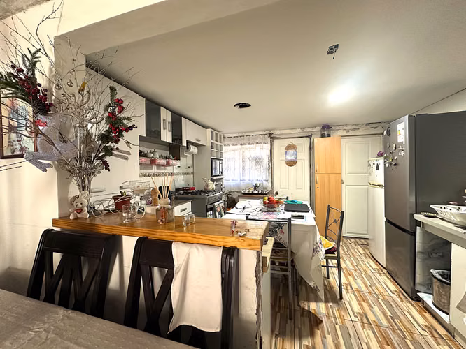 COMODA CASA DE 3 DORMITORIOS Y 1 BAÑO, VENTA AL CONTADO - Imagen 5