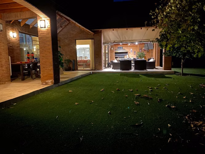 Preciosa  casa Hacienda 6d/5 baños piscina (170909)